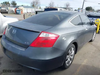 2008 Honda Accord Cpe EX-L with VIN 1HGCS22858A009161, listed as a IAAI auction lot 41499715 with 196,308 mi miles. Bid and sale history available at carsss.com. Image 4.