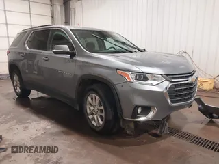 2020 Chevrolet Traverse LT Cloth z VIN 1GNEVGKW3LJ315513, wystawiony jako IAAI lot #42040965 z przebiegiem 111 829 mil mil oraz . Historia ofert i sprzedaży dostępna na DreamBid. Obrazek 1.