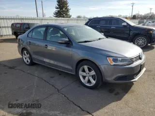 2014 Volkswagen Jetta Sedan SE with VIN 3VWD17AJXEM226076, listed as a Copart auction lot 48936465 with 130,269 mi miles and Salvage Title. Bid and sale history available at carsss.com. Image 4.