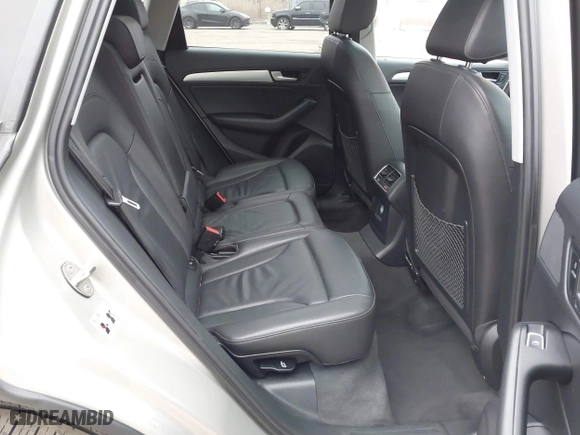 2014 Audi Q5 Premium Plus with VIN WA1LFAFP7EA099126, listed as a IAAI auction lot 41802414 with 105,906 mi miles. Bid and sale history available at carsss.com. Image 8.