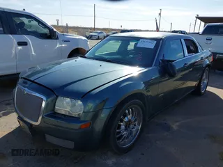 2006 Chrysler 300 with VIN 2C3KA43R76H158898, listed as a IAAI auction lot 41679164 with 1 mi miles. Bid and sale history available at carsss.com. Image 2.