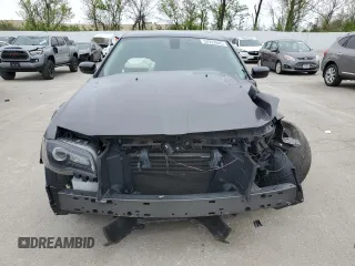 2019 Chrysler 300 Touring with VIN 2C3CCAAG3KH663927, listed as a Copart auction lot 52922845 with 103,935 mi miles and Clean Title. Bid and sale history available at carsss.com. Image 5.