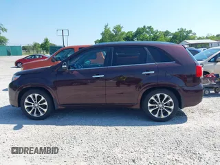 2014 Kia Sorento SX Limited with VIN 5XYKW4A76EG494568, listed as a IAAI auction lot 42655032 with 154,031 mi miles and . Bid and sale history available at DreamBid. Image 14.