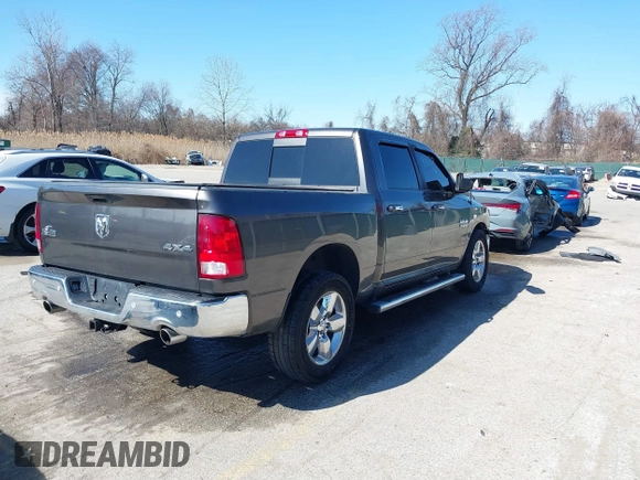2017 Ram 1500 Big Horn z VIN 3C6RR7LT6HG522612, wystawiony jako IAAI lot #41761830 z przebiegiem 117 480 mil mil oraz . Historia ofert i sprzedaży dostępna na DreamBid. Obrazek 4.