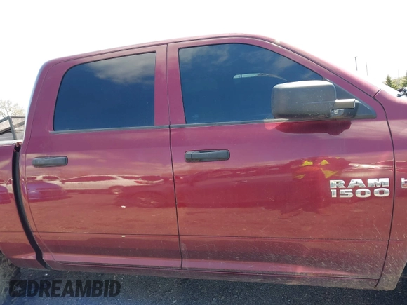 2017 Ram 1500 Express z VIN 1C6RR7KT0HS534278, wystawiony jako IAAI lot #42086941 z przebiegiem 132 986 mil mil oraz . Historia ofert i sprzedaży dostępna na DreamBid. Obrazek 13.