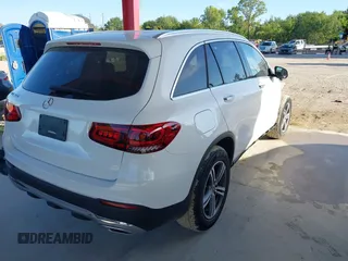 2020 Mercedes-Benz GLC 300 with VIN W1N0G8DB6LF850005, listed as a IAAI auction lot 42526148 with 21,700 mi miles and . Bid and sale history available at DreamBid. Image 4.