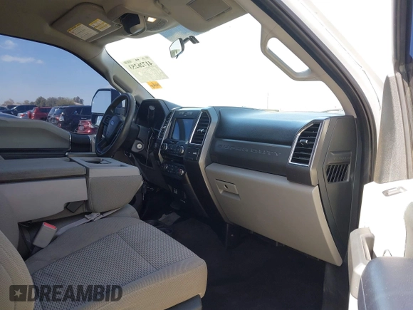 2017 Ford F-250 Lariat with VIN 1FT7W2BT8HEE20684, listed as a IAAI auction lot 41726253 with 90,898 mi miles and . Bid and sale history available at DreamBid. Image 5.
