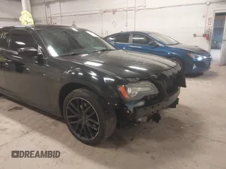 2014 Chrysler 300 with VIN 2C3CCAGG5EH312447, listed as a IAAI auction lot 41919175 with 191,449 mi miles. Bid and sale history available at carsss.com. Image 17.