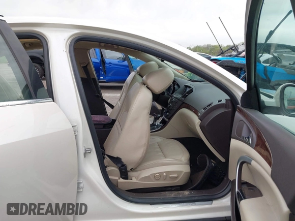 2013 Buick Regal with VIN 2G4GU5GV1D9208364, listed as a IAAI auction lot 41959026 with Not Provided miles and . Bid and sale history available at DreamBid. Image 5.