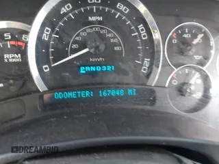 2005 Cadillac Escalade z VIN 1GYEC63TX5R114526, wystawiony jako IAAI lot #41685638 z przebiegiem 167 048 mil mil oraz . Historia ofert i sprzedaży dostępna na DreamBid. Obrazek 7.