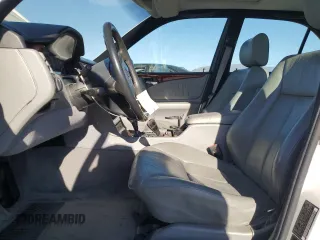 1998 Mercedes-Benz E-Class with VIN WDBJF25F3WA566702, listed as a Copart auction lot 81723704 with Not Provided miles and Salvage Title. Bid and sale history available at carsss.com. Image 7.