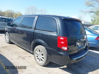 2011 Dodge Grand Caravan R/T with VIN 2D4RN7DG1BR742086, listed as a IAAI auction lot 41974276 with 183,732 mi miles and . Bid and sale history available at DreamBid. Image 3.