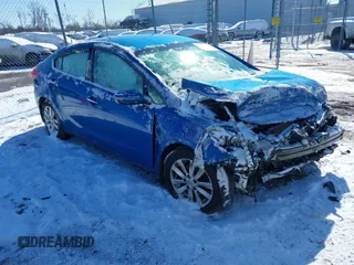 2015 Kia Forte EX with VIN KNAFX4A85F5343087, listed as a IAAI auction lot 41598103 with 68,842 mi miles. Bid and sale history available at carsss.com. Image 1.