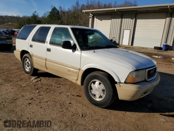 1998 GMC Jimmy SL with VIN 1GKCS13WXW2516025, listed as a Copart auction lot 88762955 with 140,381 mi miles and Salvage Title. Bid and sale history available at carsss.com. Image 4.