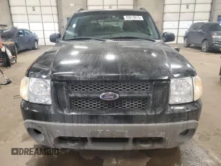 2001 Ford Explorer Sport Trac z VIN 1FMZU77E01UA08076, wystawiony jako Copart lot #45813815 z przebiegiem 158 780 mil mil oraz Czysty tytuł • Clean title. Historia ofert i sprzedaży dostępna na DreamBid. Obrazek 5.
