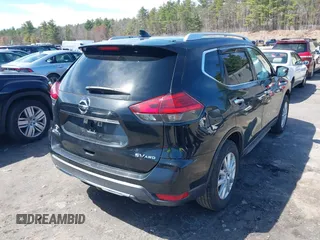 2017 Nissan Rogue SV with VIN KNMAT2MV7HP593405, listed as a IAAI auction lot 42026064 with 184,161 mi miles. Bid and sale history available at carsss.com. Image 4.