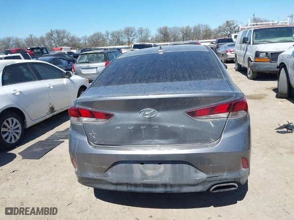 2019 Hyundai Sonata Sport with VIN 5NPE34AF8KH751764, listed as a IAAI auction lot 41751278 with 139,187 mi miles. Bid and sale history available at carsss.com. Image 17.
