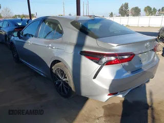 2021 Toyota Camry SE Nightshade with VIN 4T1G11AK0MU412835, listed as a IAAI auction lot 41592078 with 106,270 mi miles. Bid and sale history available at carsss.com. Image 3.
