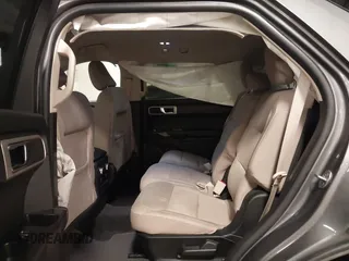 2021 Ford Explorer with VIN 1FMSK8BH0MGC06190, listed as a IAAI auction lot 41419917 with 100,614 mi miles. Bid and sale history available at carsss.com. Image 8.