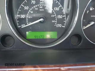 2004 Jaguar XJ R z VIN SAJWA73B94TG30153, wystawiony jako IAAI lot #42235384 z przebiegiem 91 172 mil mil oraz . Historia ofert i sprzedaży dostępna na DreamBid. Obrazek 7.