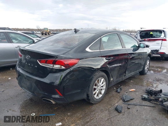 2018 Hyundai Sonata SE with VIN 5NPE24AF8JH659684, listed as a IAAI auction lot 41458940 with 134,989 mi miles and . Bid and sale history available at carsss.com. Image 4.