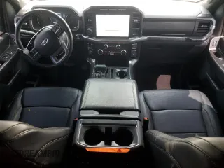 2023 Ford F-150 XL z VIN 1FTFW1ED9PFA77211, wystawiony jako Copart lot #54770075 z przebiegiem 82 712 mil mil oraz Szkoda całkowita • Salvage title. Historia ofert i sprzedaży dostępna na DreamBid. Obrazek 8.