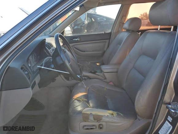 1991 Acura Legend L w/Cloth with VIN JH4KA7662MC029951, listed as a Copart auction lot 88369005 with 129,012 mi miles and Salvage Title. Bid and sale history available at carsss.com. Image 7.