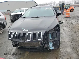 2017 Jeep Cherokee Sport z VIN 1C4PJLAS9HW573906, wystawiony jako Copart lot #87459584 z przebiegiem 73 501 mil mil oraz Szkoda całkowita • Salvage title. Historia ofert i sprzedaży dostępna na DreamBid. Obrazek 5.