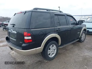 2008 Ford Explorer Eddie Bauer with VIN 1FMEU74E78UA35823, listed as a IAAI auction lot 42010956 with 276,603 mi miles. Bid and sale history available at carsss.com. Image 4.
