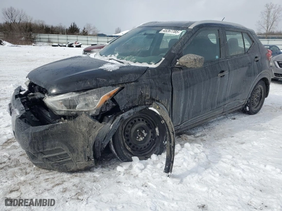 2019 Nissan Kicks SV with VIN 3N1CP5CU5KL515007, listed as a Copart auction lot 45267785 with 44,212 mi miles and Salvage Title. Bid and sale history available at carsss.com. Image 1.