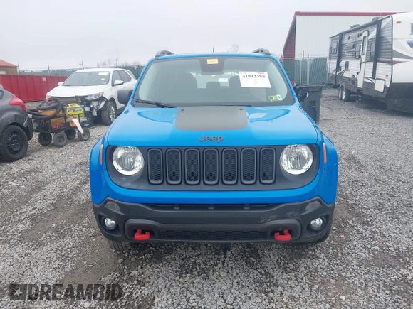 2015 Jeep Renegade Trailhawk with VIN ZACCJBCT4FPB41376, listed as a IAAI auction lot 41943388 with 65,963 mi miles and . Bid and sale history available at DreamBid. Image 13.