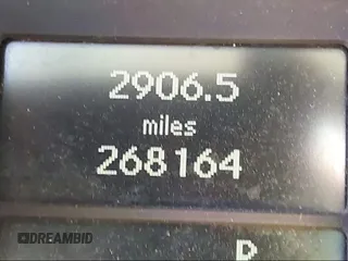 2007 Mercedes-Benz R 3.5L с VIN 4JGCB65EX7A038480, выставлен на аукционе IAAI как лот 39936714 с пробегом Не указан миль и . История ставок и продаж доступна на DreamBid. Изображение 7.