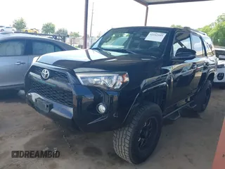 2018 Toyota 4Runner SR5 with VIN JTEBU5JR0J5607121, listed as a IAAI auction lot 42042949 with 156,625 mi miles and . Bid and sale history available at DreamBid. Image 2.