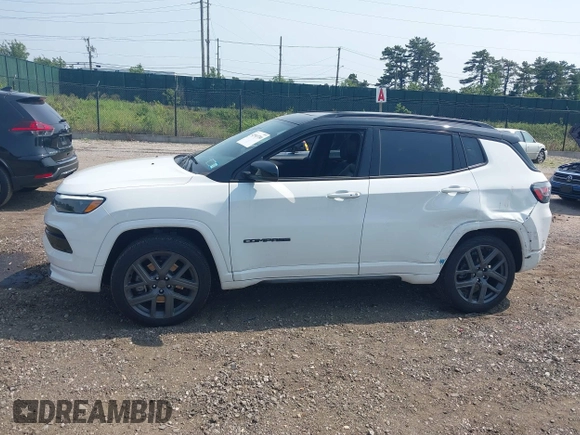 2024 Jeep Compass Limited с VIN 3C4NJDCN9RT164977, выставлен на аукционе IAAI как лот 42563780 с пробегом 4 229 миль миль и . История ставок и продаж доступна на DreamBid. Изображение 14.