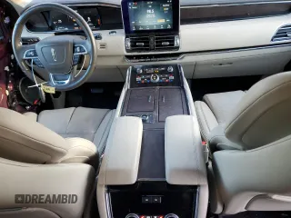 2020 Lincoln Navigator Reserve z VIN 5LMJJ2LT7LEL01805, wystawiony jako Copart lot #44339404 z przebiegiem 67 368 mil mil oraz . Historia ofert i sprzedaży dostępna na DreamBid. Obrazek 8.