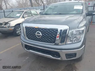 2017 Nissan Titan SV with VIN 1N6AA1EJ3HN536266, listed as a IAAI auction lot 41915308 with 111,472 mi miles. Bid and sale history available at carsss.com. Image 6.
