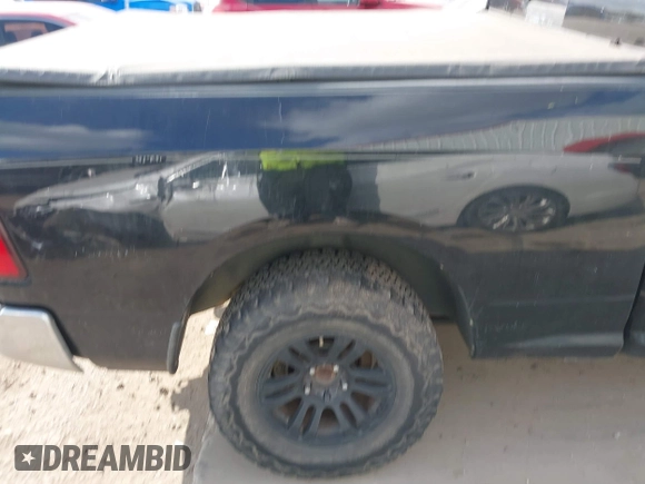 2012 Ram 1500 Big Horn z VIN 1C6RD6GT5CS282215, wystawiony jako IAAI lot #41177119 z przebiegiem 204 067 mil mil oraz . Historia ofert i sprzedaży dostępna na DreamBid. Obrazek 17.