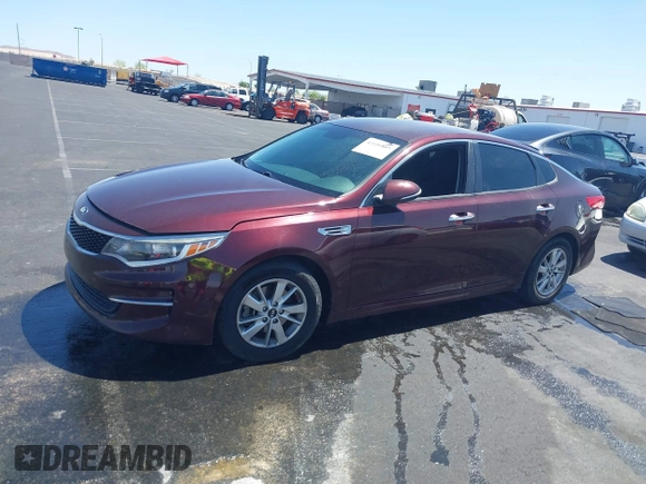 2018 Kia Optima LX z VIN 5XXGT4L36JG179485, wystawiony jako IAAI lot #42100805 z przebiegiem 90 165 mil mil oraz . Historia ofert i sprzedaży dostępna na DreamBid. Obrazek 14.