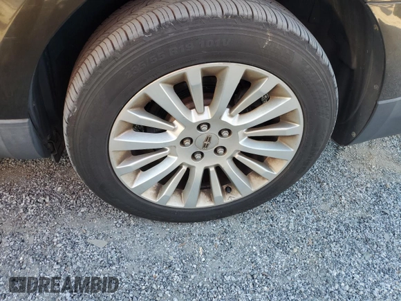 2011 Lincoln MKT with VIN 2LMHJ5AR6BBJ51517, listed as a Copart auction lot 76297924 with 98,211 mi miles and Salvage Title. Bid and sale history available at DreamBid. Image 13.