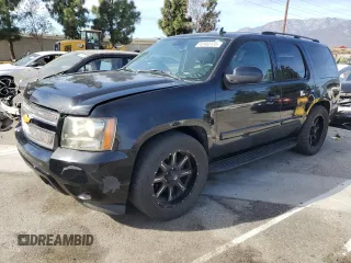 2007 Chevrolet Tahoe LT z VIN 1GNFC13017R109647, wystawiony jako Copart lot #42460135 z przebiegiem 197 566 mil mil oraz Czysty tytuł • Clean title. Historia ofert i sprzedaży dostępna na DreamBid. Obrazek 1.