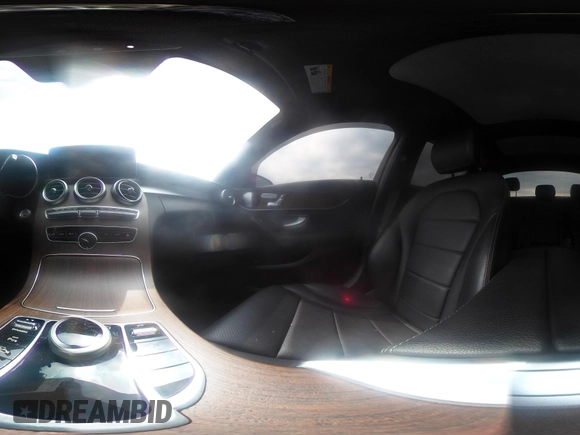 2020 Mercedes-Benz C 300 z VIN W1KWF8EB6LR599901, wystawiony jako IAAI lot #42616247 z przebiegiem 74 966 mil mil oraz . Historia ofert i sprzedaży dostępna na DreamBid. Obrazek 18.