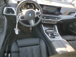2025 BMW X6 xDrive40i with VIN 5UX33EX04S9Y40724, listed as a Copart auction lot 88339845 with 608 mi miles and Non Repairable. Bid and sale history available at carsss.com. Image 8.