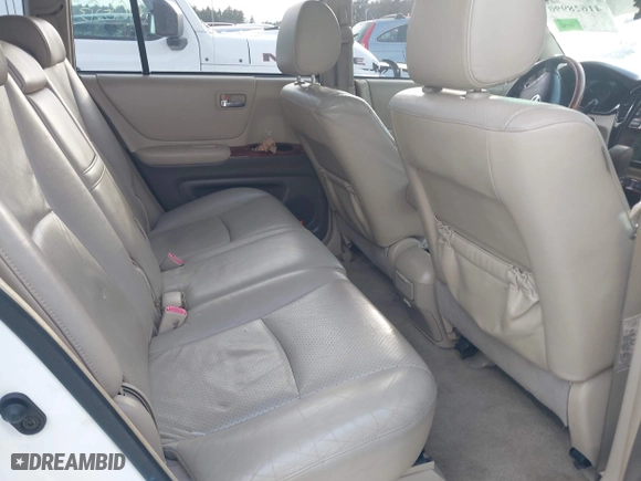 2006 Toyota Highlander w/3rd Row with VIN JTEEP21A560159637, listed as a IAAI auction lot 41628990 with 116,042 mi miles. Bid and sale history available at carsss.com. Image 8.