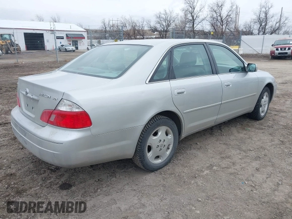 2004 Toyota Avalon XL with VIN 4T1BF28B04U372134, listed as a IAAI auction lot 41746387 with 123,181 mi miles and . Bid and sale history available at carsss.com. Image 4.