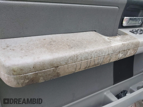 2007 Ford F-150 STX with VIN 1FTRX12W87FA39663, listed as a IAAI auction lot 41965974 with 100,662 mi miles and . Bid and sale history available at DreamBid. Image 12.