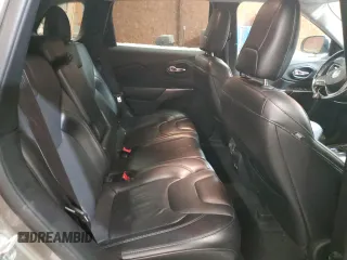 2021 Jeep Cherokee Latitude Lux z VIN 1C4PJMMX9MD122431, wystawiony jako Copart lot #82842834 z przebiegiem 72 284 mil mil oraz Szkoda całkowita • Salvage title. Historia ofert i sprzedaży dostępna na DreamBid. Obrazek 11.