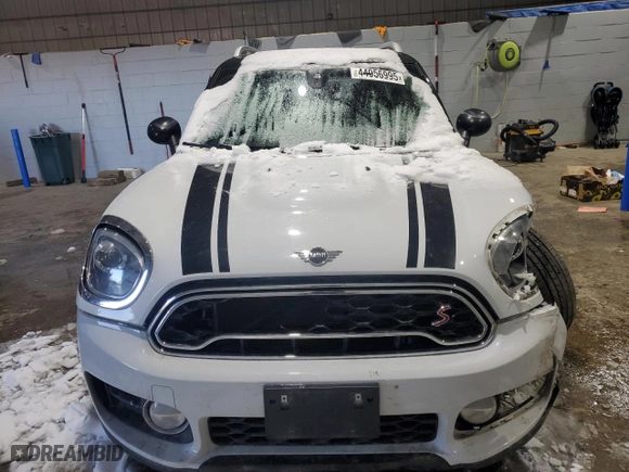 2019 MINI Countryman Cooper S with VIN WMZYT5C52K3E63082, listed as a Copart auction lot 44956995 with 86,683 mi miles and Salvage Title. Bid and sale history available at carsss.com. Image 5.