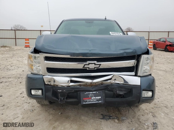 2010 Chevrolet Silverado 1500 LT with VIN 1GCSKSE37AZ134728, listed as a Copart auction lot 44437015 with 85,490 mi miles and Salvage Title. Bid and sale history available at carsss.com. Image 5.
