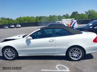 2009 Mercedes-Benz CLK-Class 3.5L with VIN WDBTK56F09T104434, listed as a IAAI auction lot 41976340 with 58,710 mi miles. Bid and sale history available at carsss.com. Image 14.
