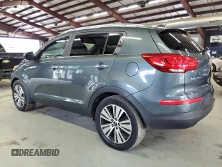 2014 Kia Sportage EX z VIN KNDPCCAC0E7571342, wystawiony jako Copart lot #61672175 z przebiegiem 112 697 mil mil oraz Czysty tytuł • Clean title. Historia ofert i sprzedaży dostępna na DreamBid. Obrazek 2.